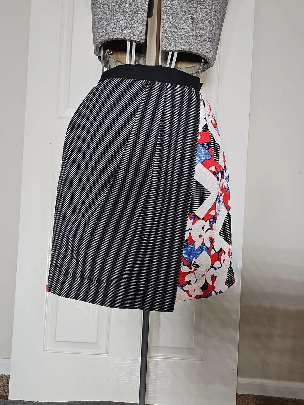 Peter Pilotto Target Faux Wrap Lined Textured Skirt Pockets Mixed Print Size 6